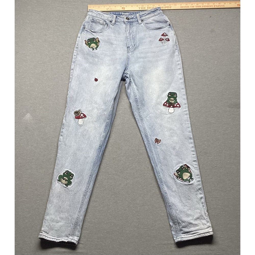 Hot Topic Denim Women's Mom Jeans Cottagecore Patch Size 5 Frogs Mushrooms